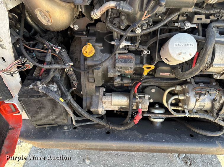 image for item EM3790 2019 Bobcat T770 tracked skid steer loader