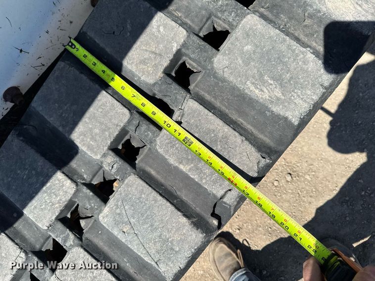 image for item EM3790 2019 Bobcat T770 tracked skid steer loader