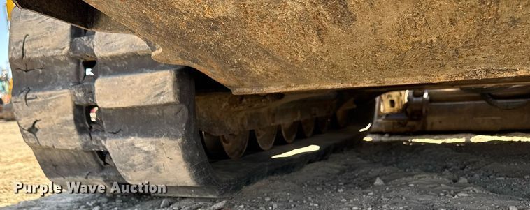 image for item EM3790 2019 Bobcat T770 tracked skid steer loader