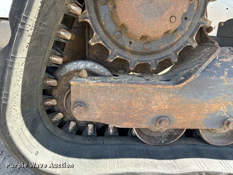 image for item EM3790 2019 Bobcat T770 tracked skid steer loader