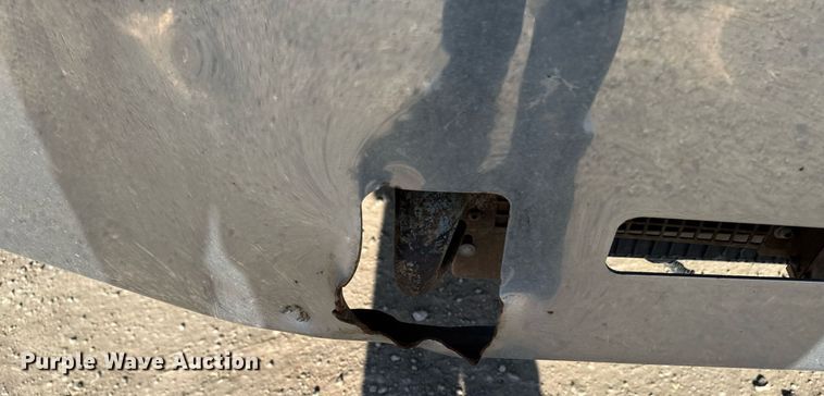 image for item EM3791 2005 Freightliner CST120 truck cab and chassis