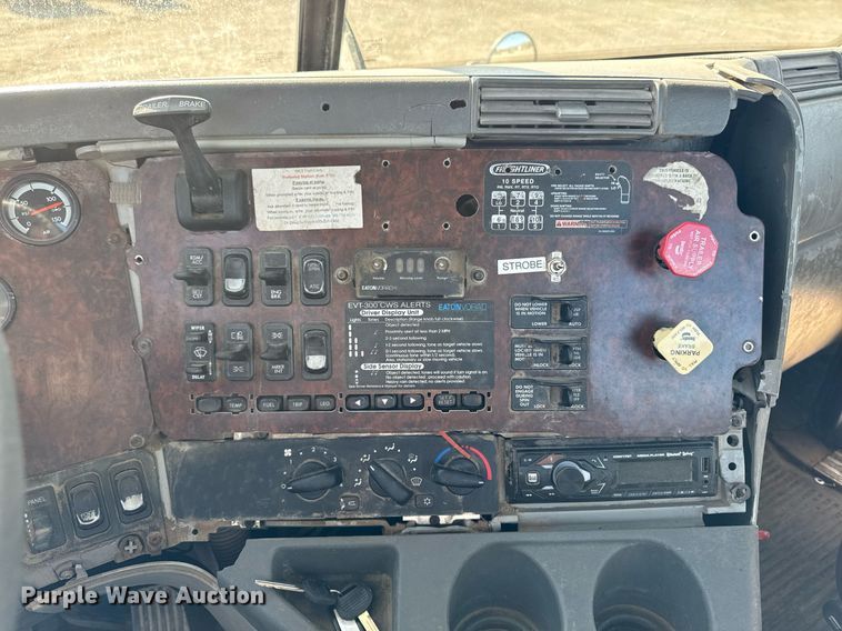 image for item EM3791 2005 Freightliner CST120 truck cab and chassis