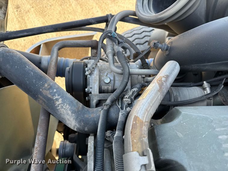 image for item EM3791 2005 Freightliner CST120 truck cab and chassis