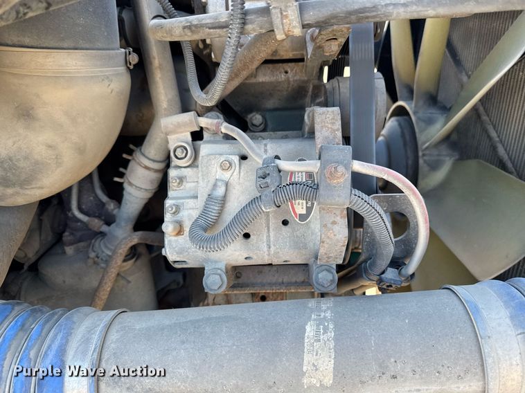 image for item EM3791 2005 Freightliner CST120 truck cab and chassis