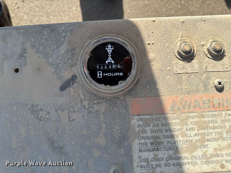 image for item EM3800 2006 Skyjack SJIII 3219 scissor lift