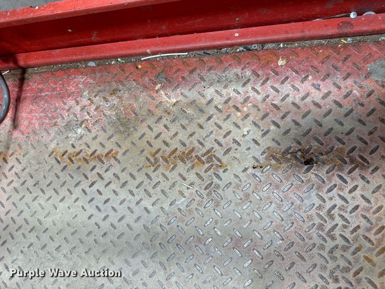 image for item EM3800 2006 Skyjack SJIII 3219 scissor lift