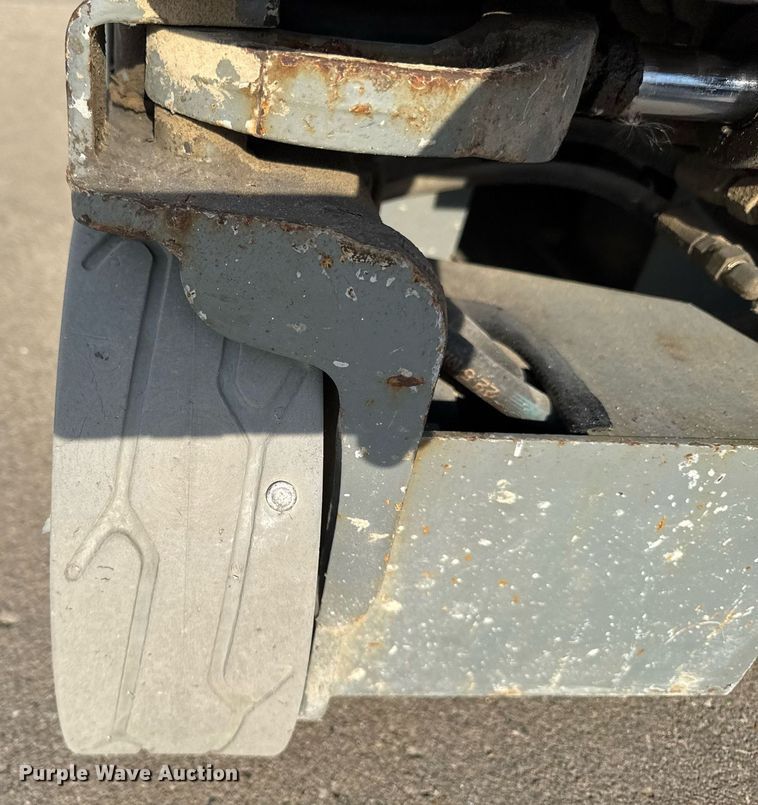 image for item EM3800 2006 Skyjack SJIII 3219 scissor lift