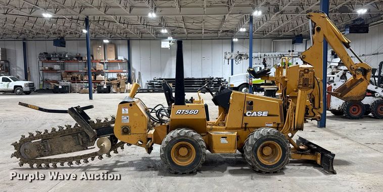 image for item EM3802 2001 Case RT560 trencher