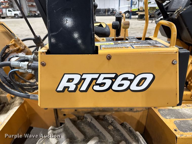 image for item EM3802 2001 Case RT560 trencher