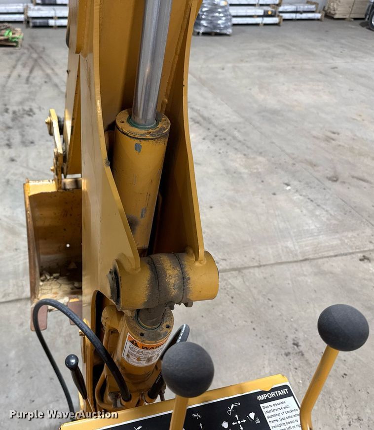 image for item EM3802 2001 Case RT560 trencher