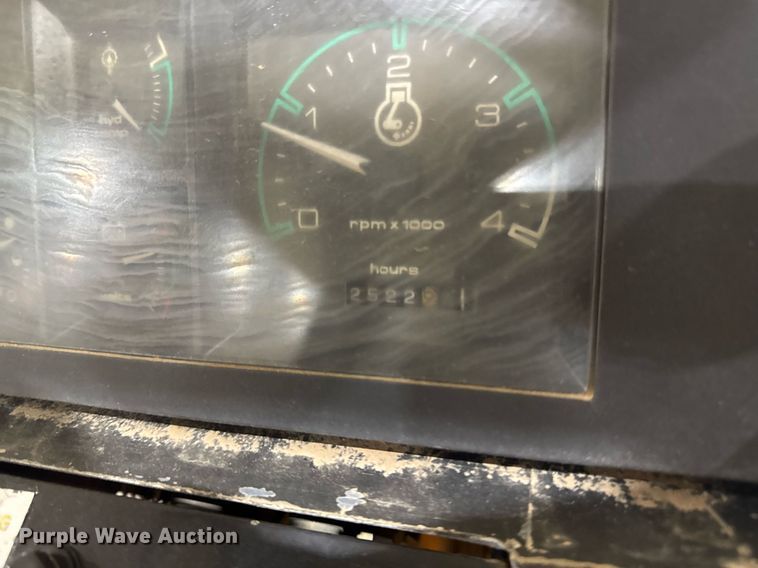 image for item EM3802 2001 Case RT560 trencher