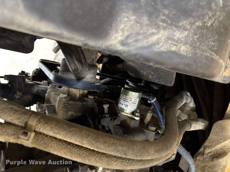 image for item EM3802 2001 Case RT560 trencher