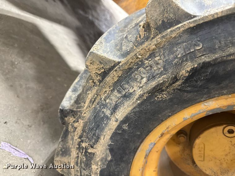 image for item EM3802 2001 Case RT560 trencher