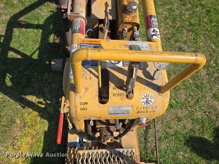 image for item EM7001 McLaughlin MCL 20B horizontal boring unit