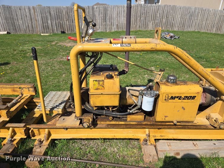 image for item EM7001 McLaughlin MCL 20B horizontal boring unit