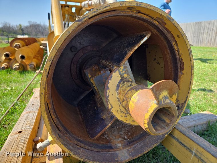 image for item EM7001 McLaughlin MCL 20B horizontal boring unit
