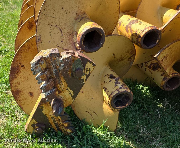 image for item EM7001 McLaughlin MCL 20B horizontal boring unit