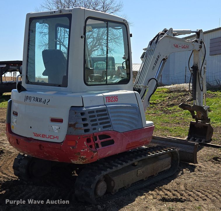 image for item EM7002 2011 Takeuchi TB235 mini excavator