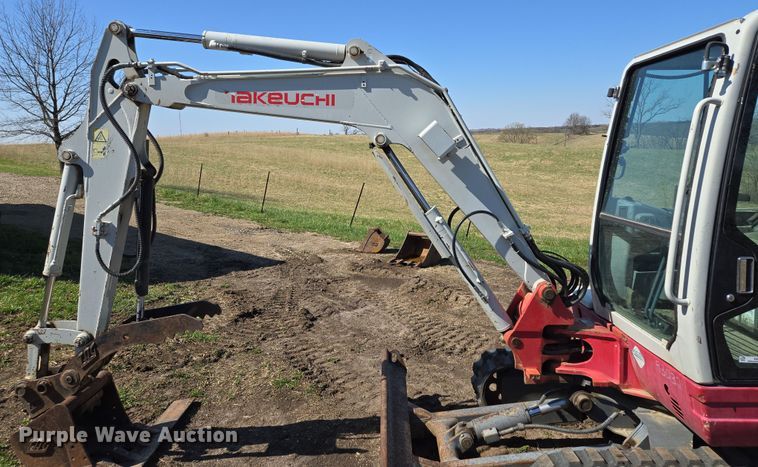 image for item EM7002 2011 Takeuchi TB235 mini excavator