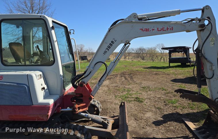 image for item EM7002 2011 Takeuchi TB235 mini excavator
