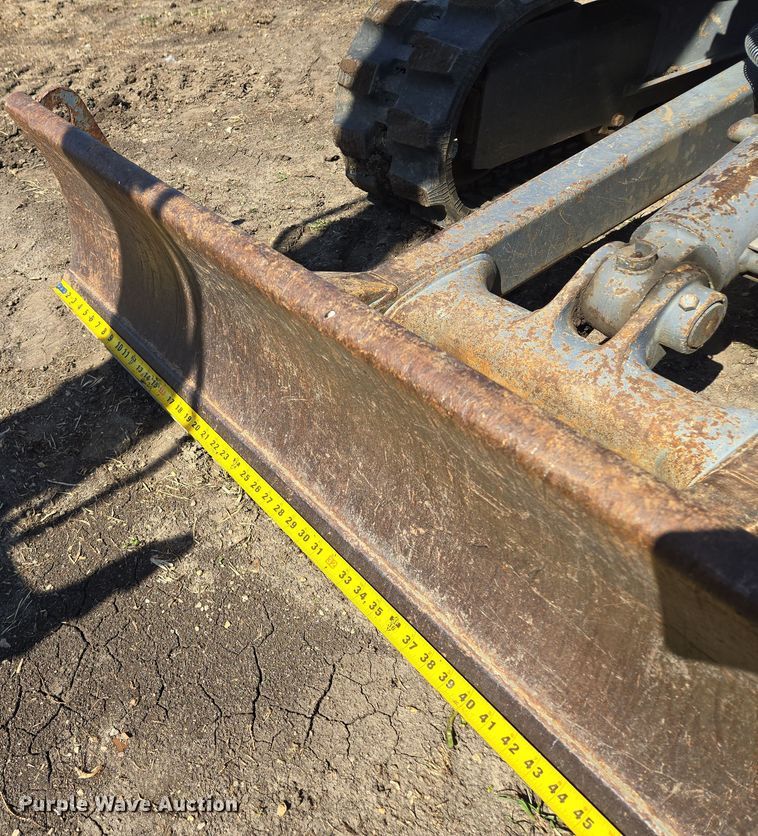 image for item EM7002 2011 Takeuchi TB235 mini excavator