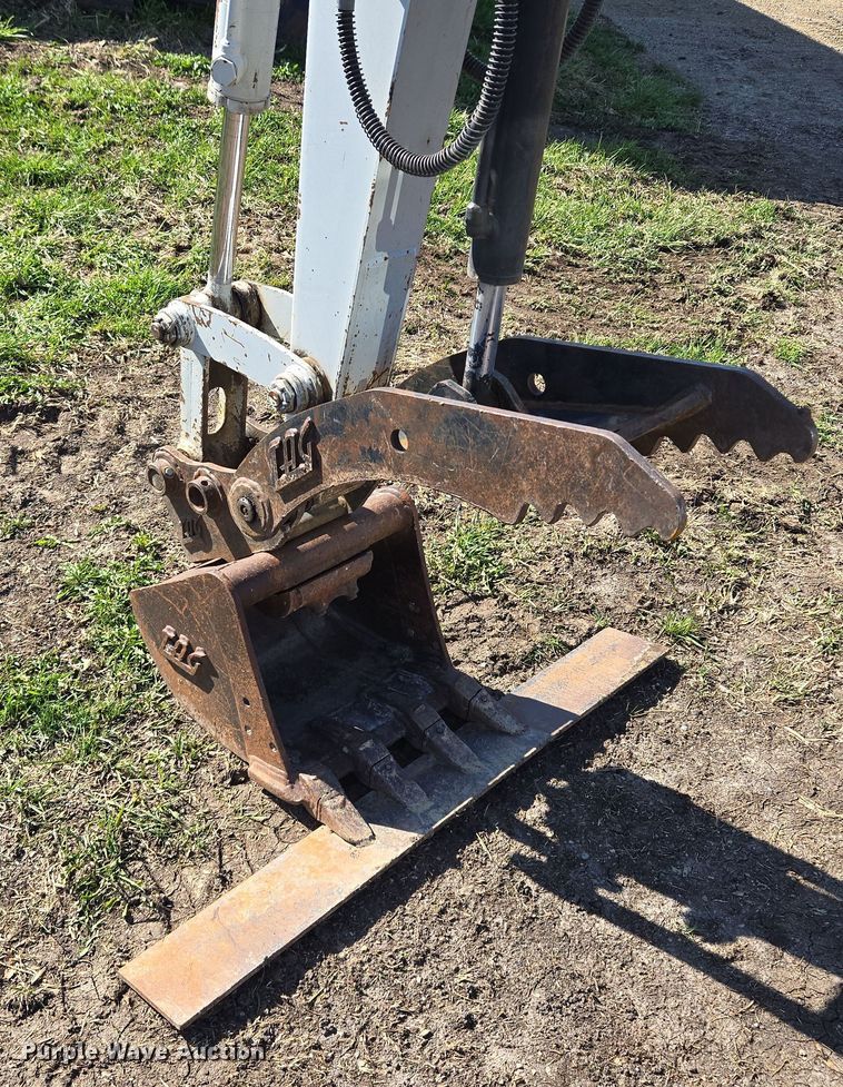 image for item EM7002 2011 Takeuchi TB235 mini excavator