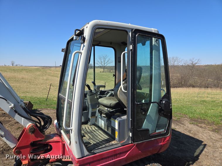 image for item EM7002 2011 Takeuchi TB235 mini excavator