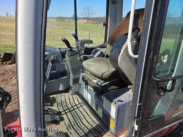 image for item EM7002 2011 Takeuchi TB235 mini excavator