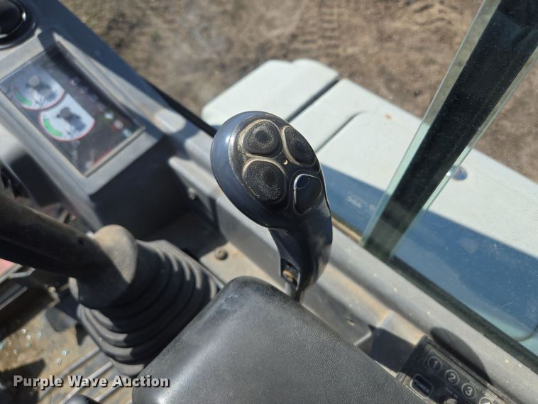 image for item EM7002 2011 Takeuchi TB235 mini excavator