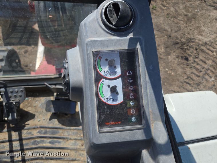 image for item EM7002 2011 Takeuchi TB235 mini excavator