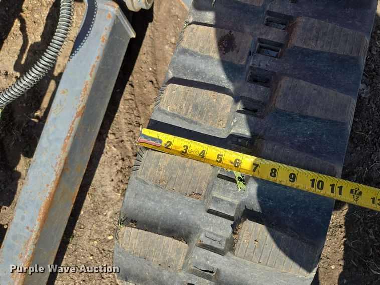 image for item EM7002 2011 Takeuchi TB235 mini excavator