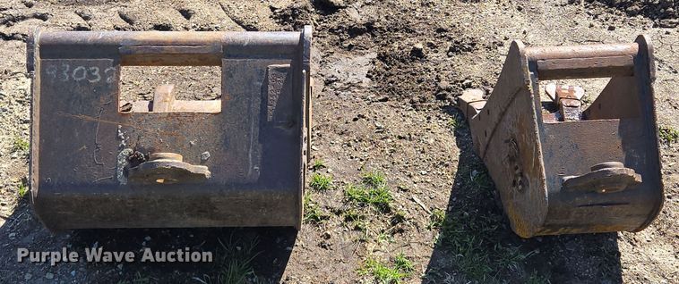 image for item EM7002 2011 Takeuchi TB235 mini excavator