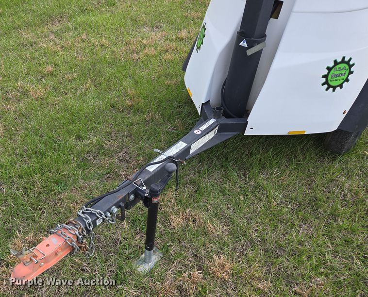 image for item EM7027 Generac  Mobile  light plant