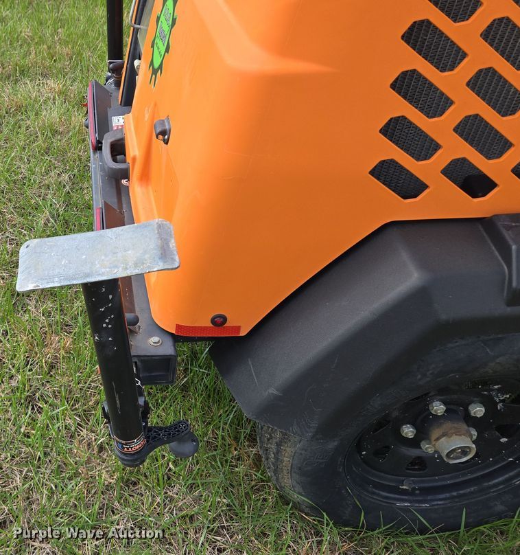 image for item EM7027 Generac  Mobile  light plant