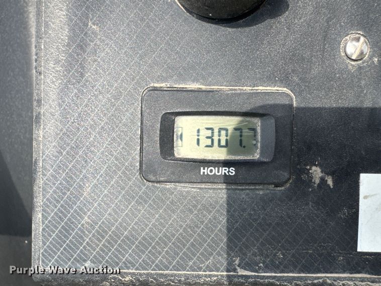 image for item EM7027 Generac  Mobile  light plant