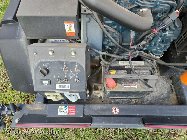 image for item EM7027 Generac  Mobile  light plant