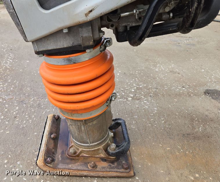 image for item EM7028 Mikasa MTX-70HD  plate compactor