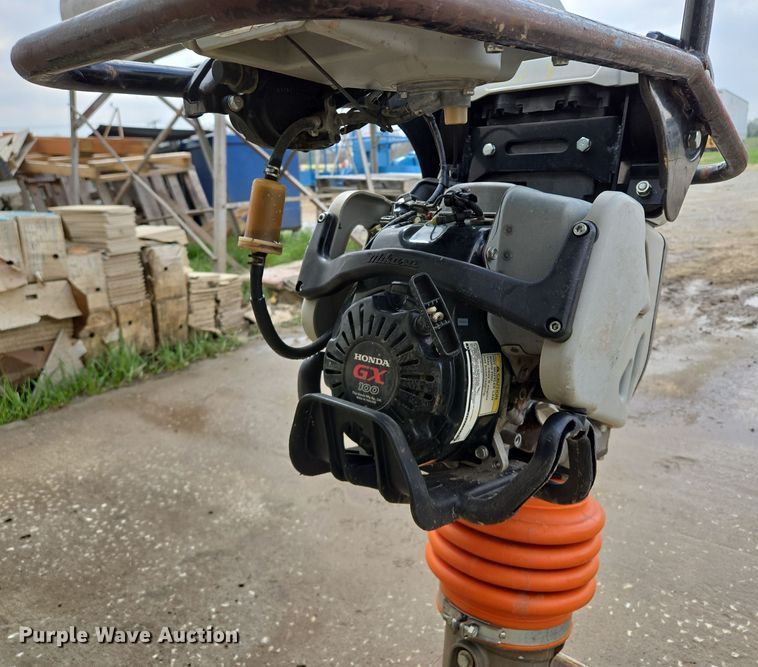 image for item EM7028 Mikasa MTX-70HD  plate compactor