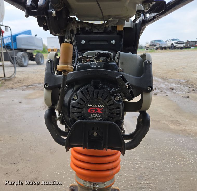 image for item EM7028 Mikasa MTX-70HD  plate compactor