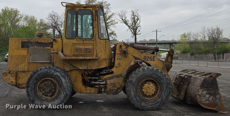 image for item EM7079 1990 Caterpillar 926E wheel loader