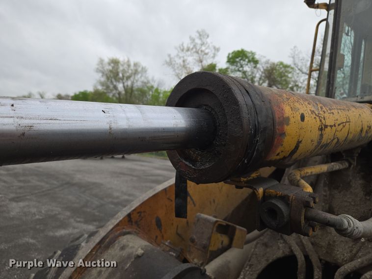 image for item EM7079 1990 Caterpillar 926E wheel loader