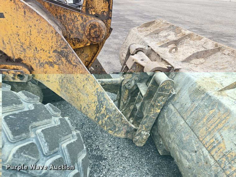 image for item EM7079 1990 Caterpillar 926E wheel loader