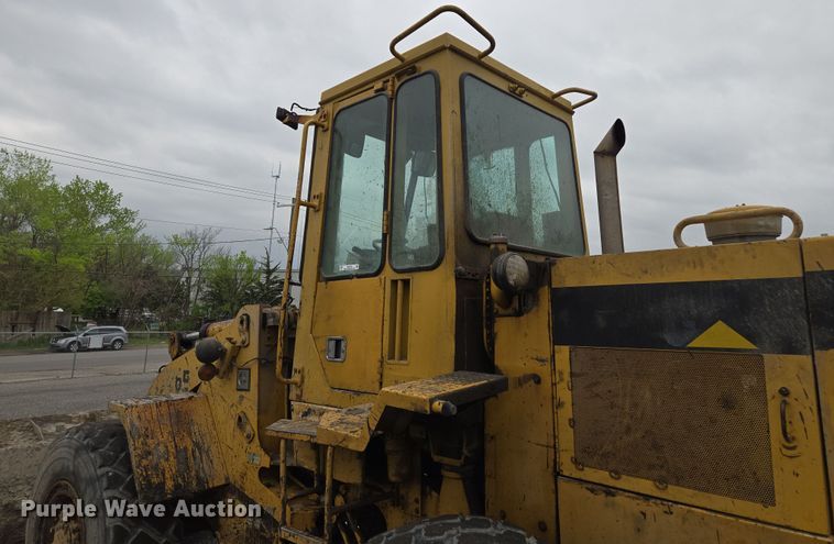 image for item EM7079 1990 Caterpillar 926E wheel loader