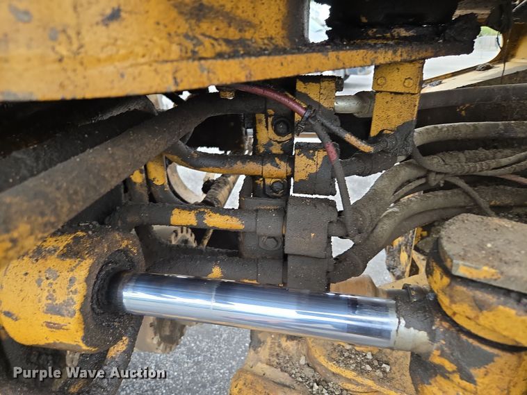 image for item EM7079 1990 Caterpillar 926E wheel loader