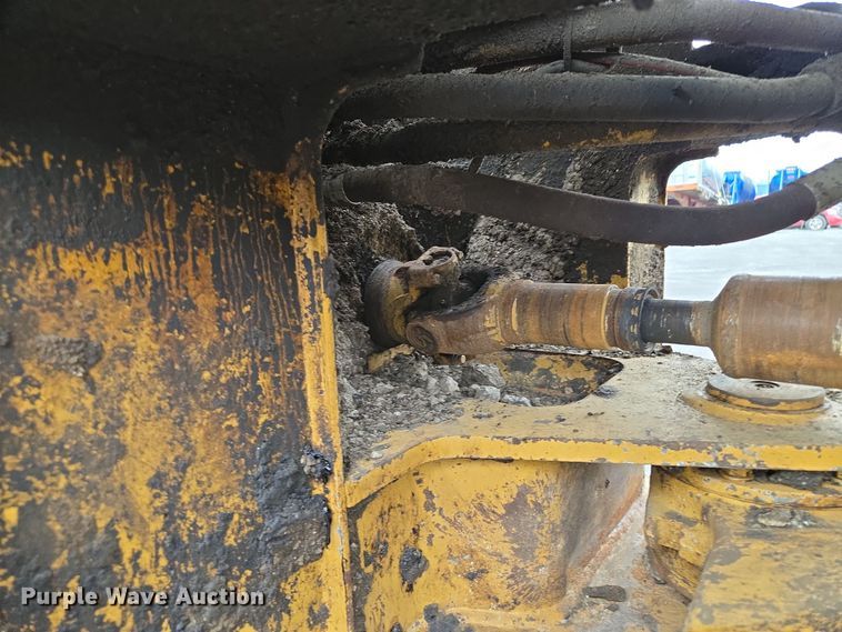 image for item EM7079 1990 Caterpillar 926E wheel loader