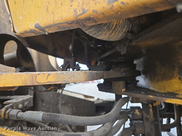 image for item EM7079 1990 Caterpillar 926E wheel loader