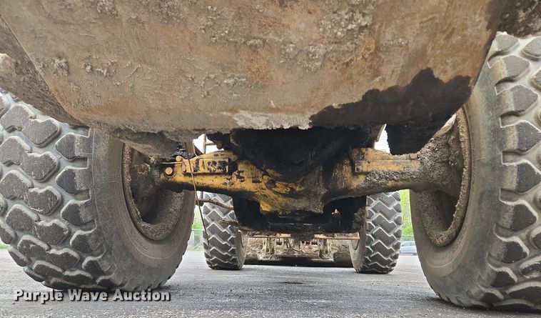 image for item EM7079 1990 Caterpillar 926E wheel loader