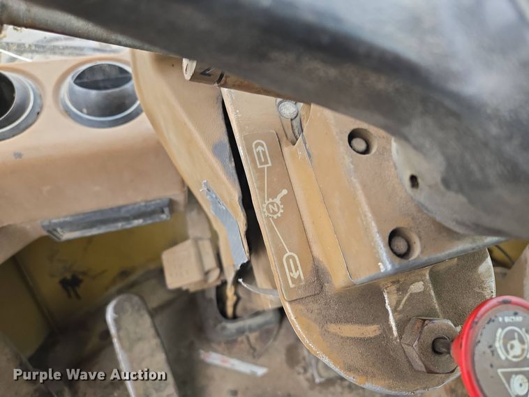 image for item EM7079 1990 Caterpillar 926E wheel loader