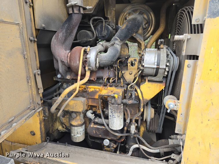 image for item EM7079 1990 Caterpillar 926E wheel loader