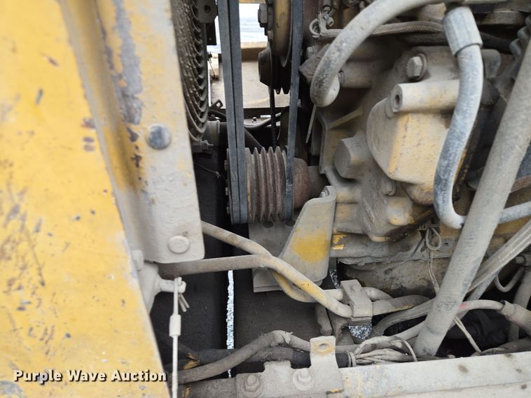 image for item EM7079 1990 Caterpillar 926E wheel loader